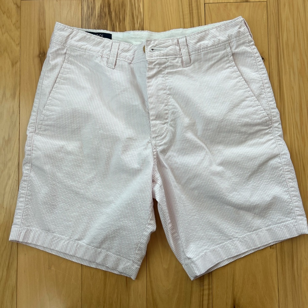 Men’s 1901 Ballard slim fit Pink Striped Seersucker Size32/ 9” shorts